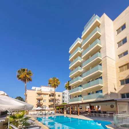 Kapetanios Hotel 3*