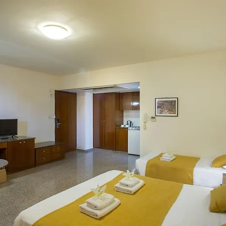 Hotel Kapetanios Limassol