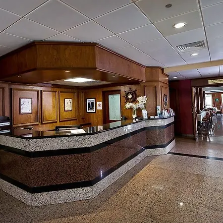 Kapetanios Hotel 3*