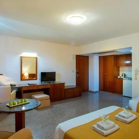 Kapetanios Hotel Limassol