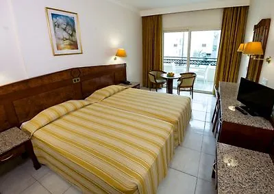 Kapetanios Hotel 3*