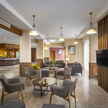 Kapetanios Hotel 3*