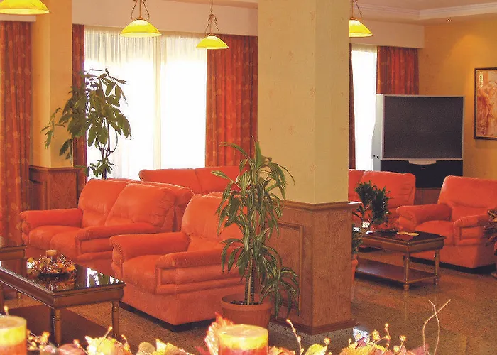 Kapetanios Hotel 3*