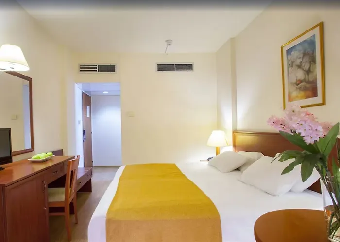 Kapetanios 3* Limassol