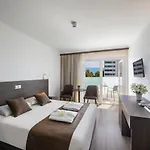 Kapetanios Hotel