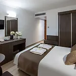 Hotel Kapetanios 3*