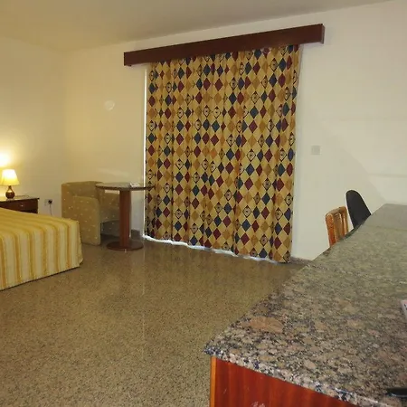 Kapetanios 3*