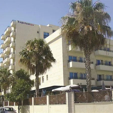 Kapetanios