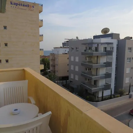 Kapetanios Отель Лимасол